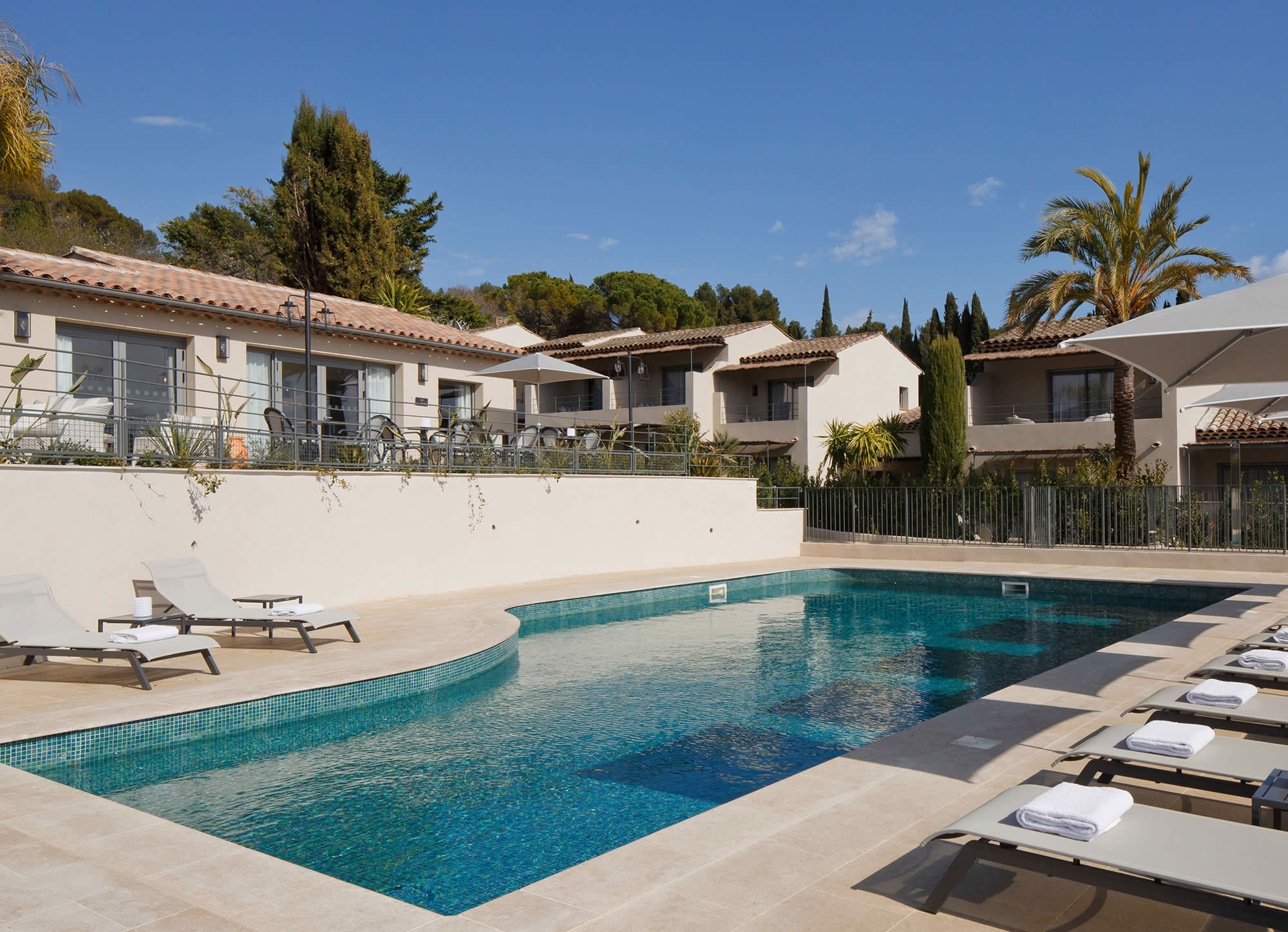 hotel la bastide de biot