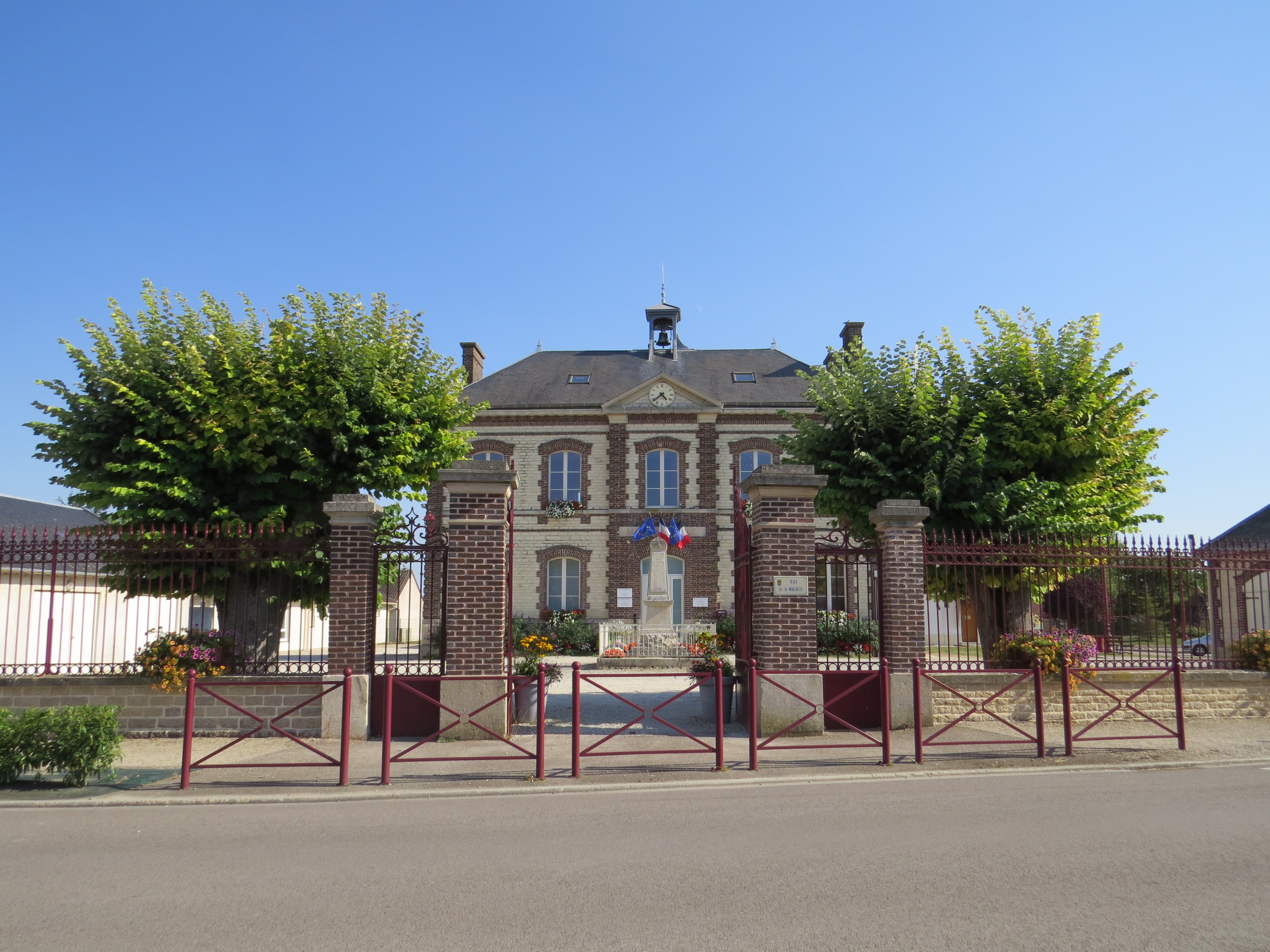 Torvilliers @ Daniel Kaufmann .JPG