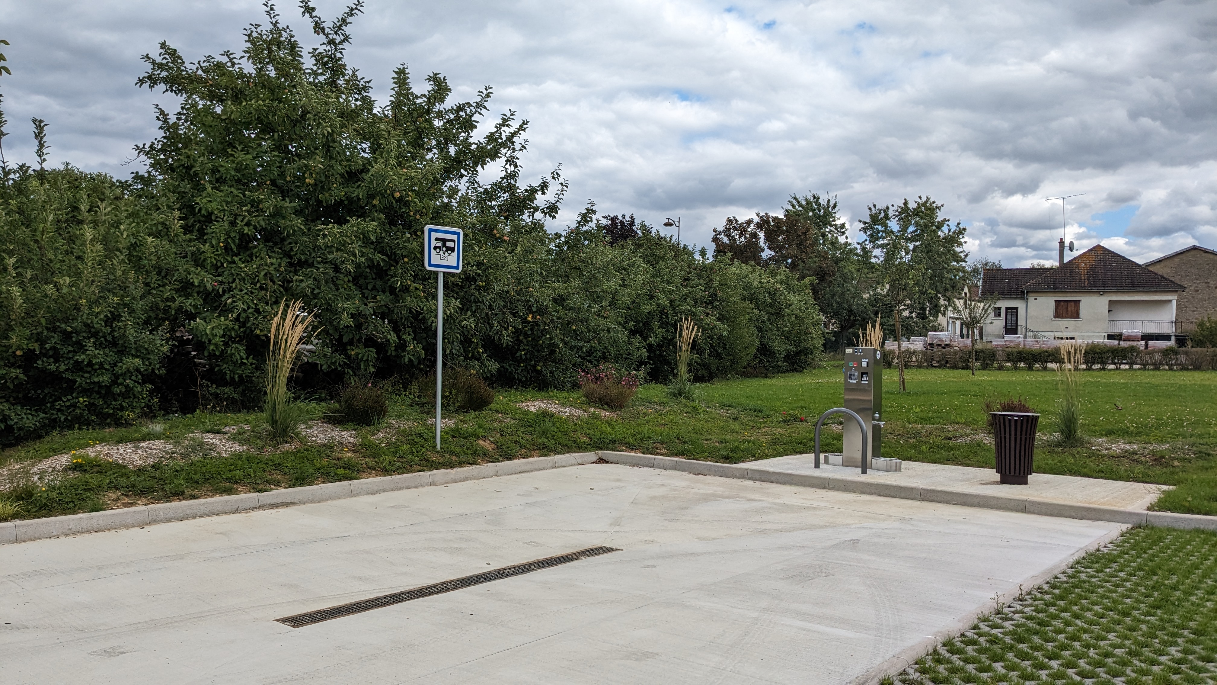 Stationnement de Camping-car de Soulaines-Dhuys