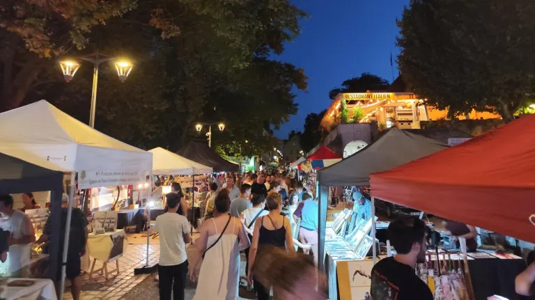 Brocantes et marchés