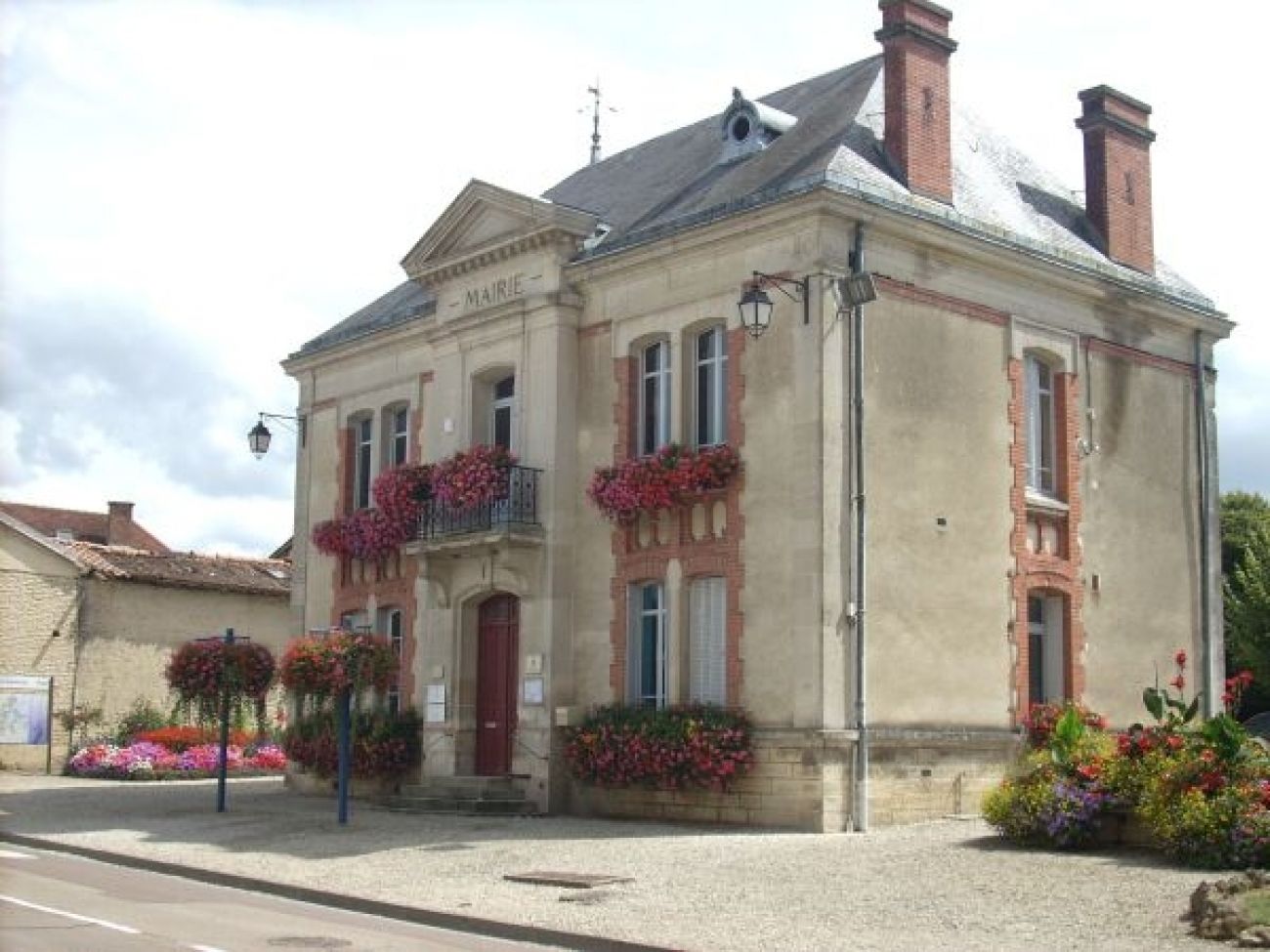 Napoléon et les églises à pan de bois, Chavanges - photo 11