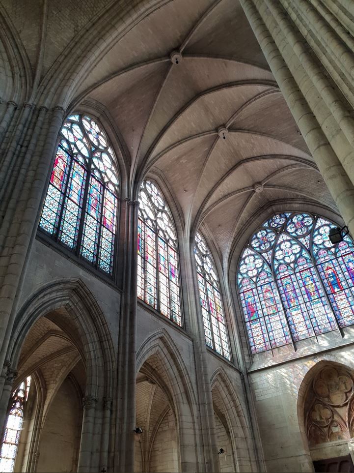 Troyes : Bulles de culture - Basilique Saint-Urbain